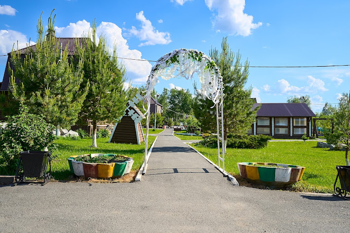 Фото №16 зала Поле Чудес
