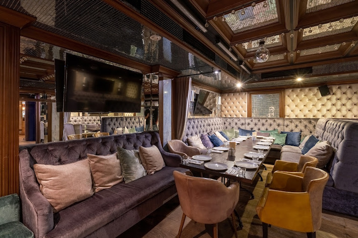 Фото №2 зала Караоке-зал