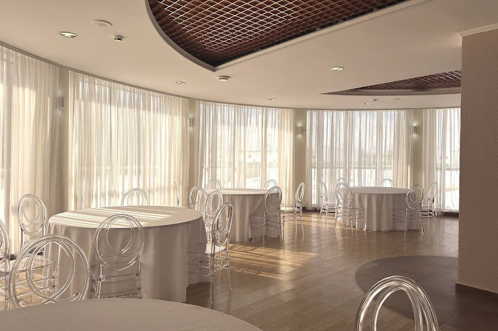 Фото №2 зала Горьковка Парк