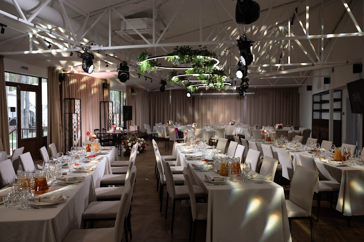 Фото №16 зала Времена года в Зеленом городе