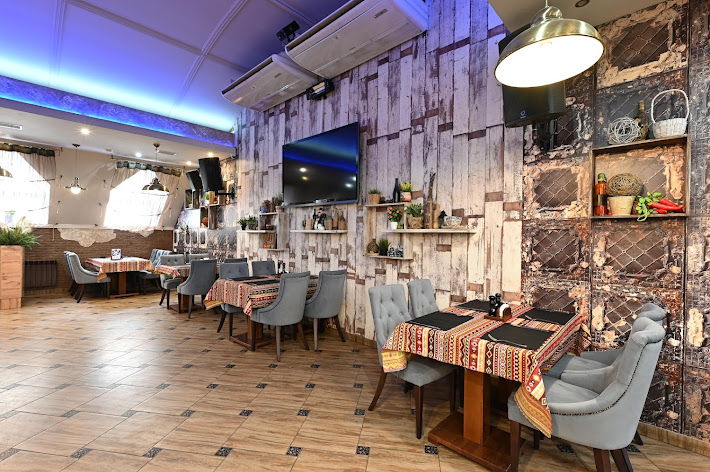 Фото №14 зала Мимино