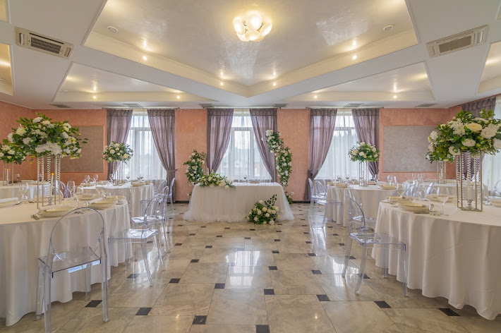 Фото №2 зала Ропшинская Рапсодия