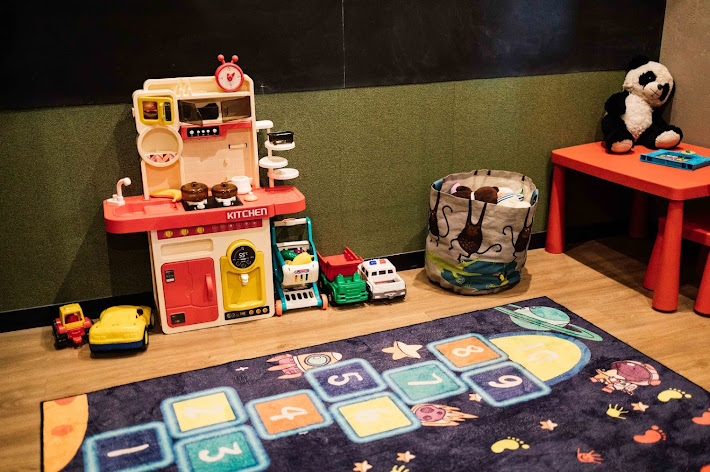 Фото №18 зала ВанГоги