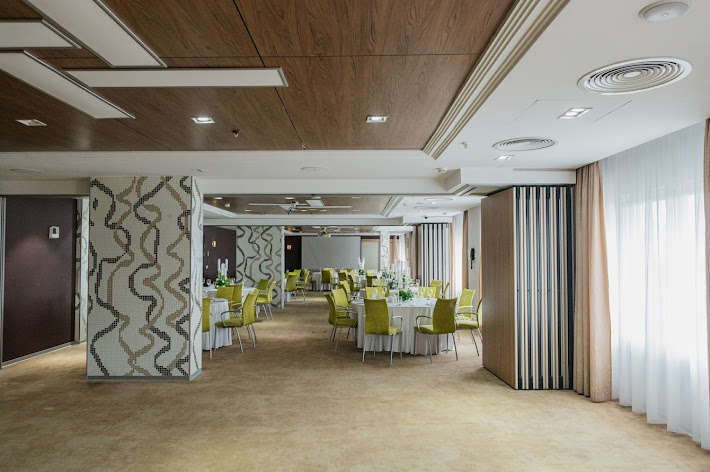 Фото №9 зала Reka