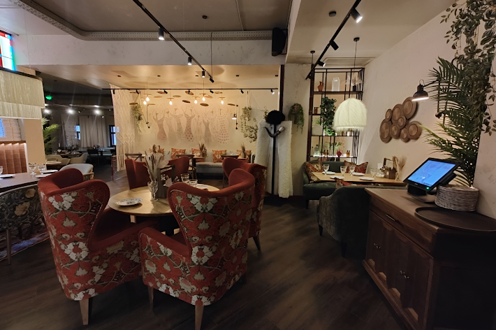 Фото №12 зала Хачапури Марико на Пушкина