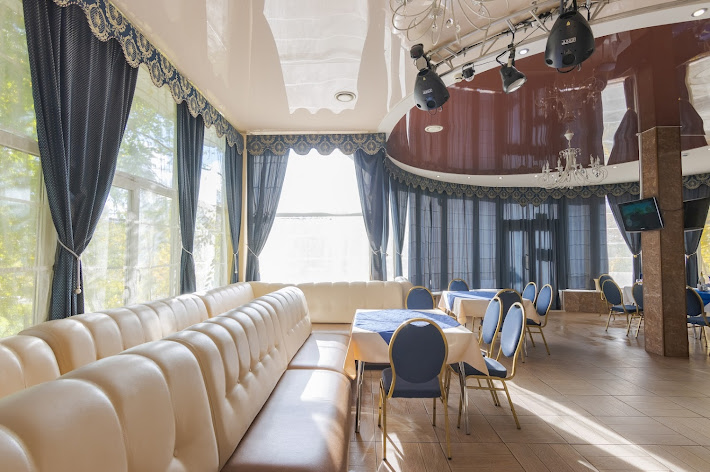 Фото №2 зала Сказка