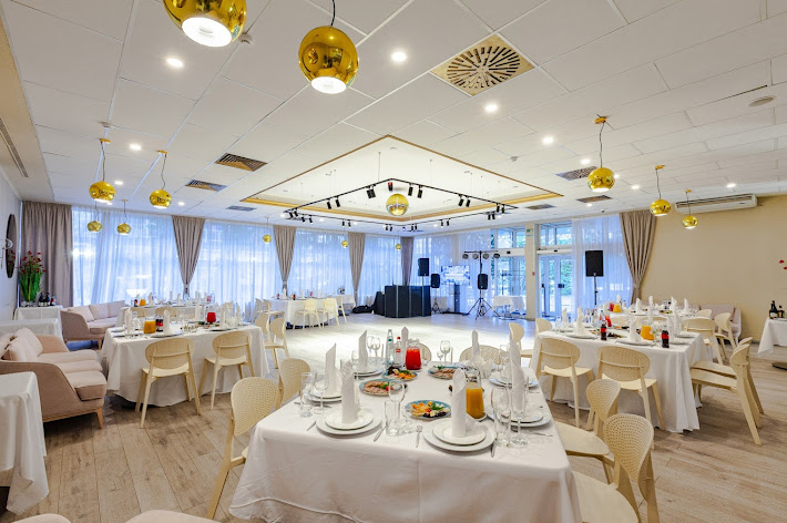 Фото №3 зала Истра Гарден