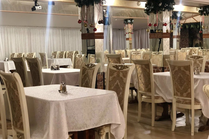 Фото №5 зала Старая Гагра