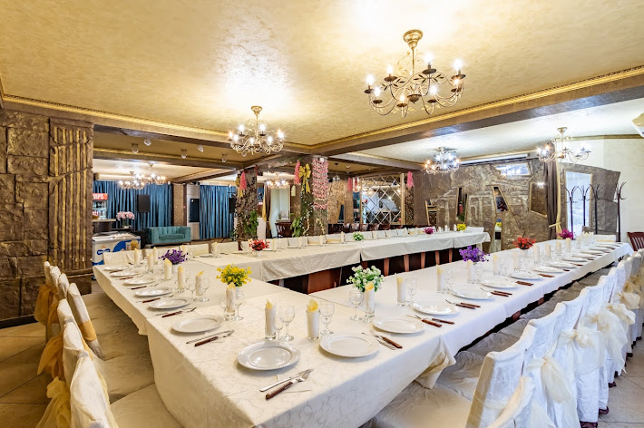 Фото №2 зала Зеркала