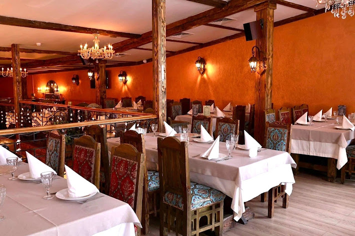 Фото №4 зала Бакинский домик