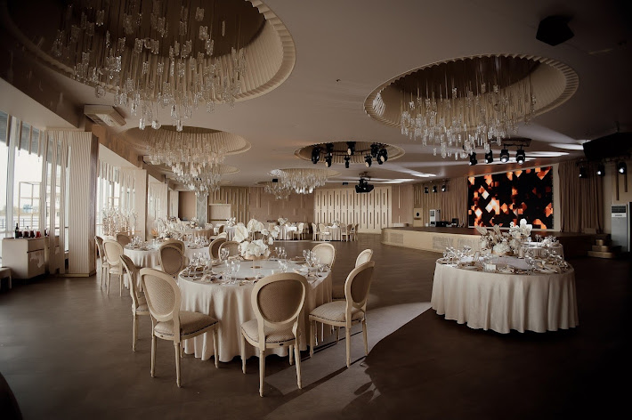 Фото №13 зала Волга & Ванильное небо