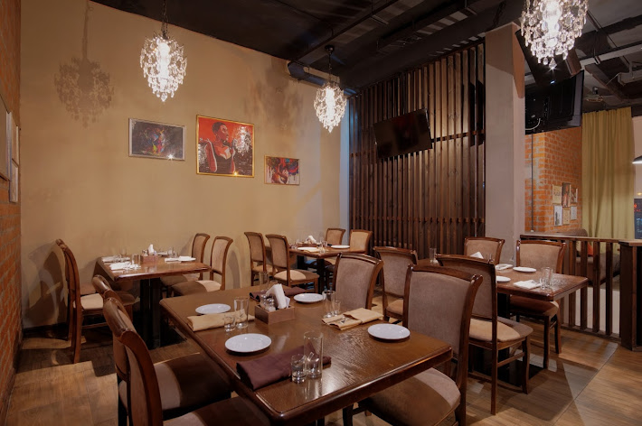 Фото №6 зала БардIN