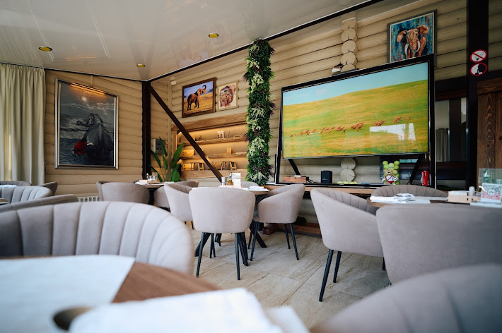 Фото №16 зала Земля