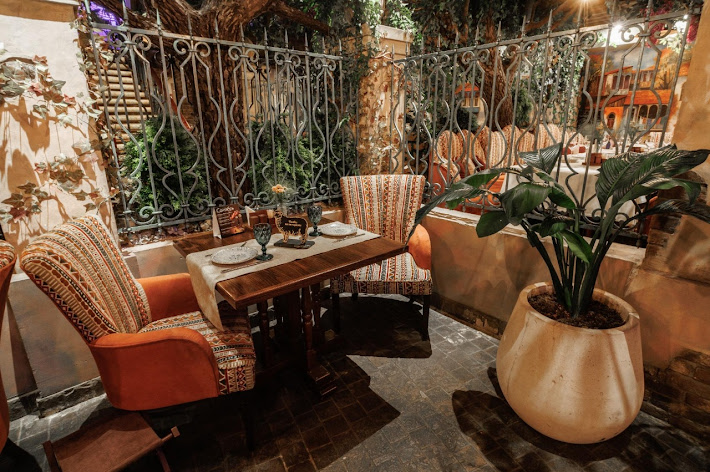 Фото №2 зала Тбилисский дворик