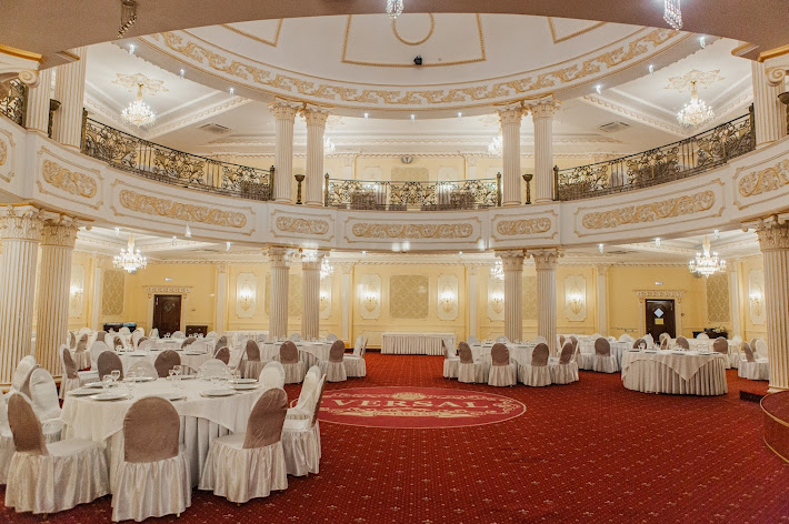 Фото №15 зала Версаль