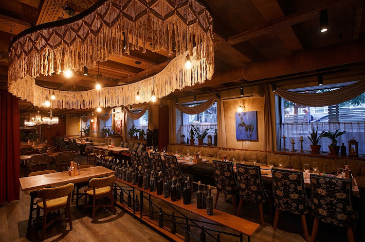 Фото №3 зала Барбамбия Шампури