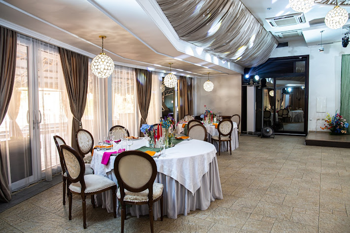 Фото №13 зала Ресторан «Жардин»