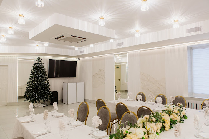 Фото №2 зала Utka Хаус