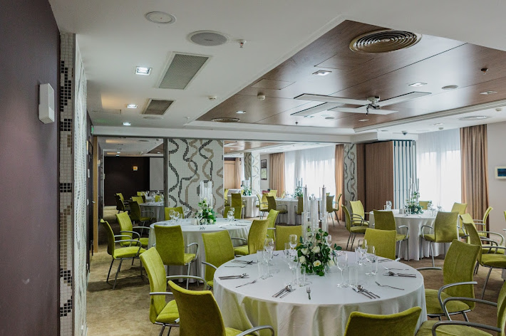 Фото №4 зала Reka