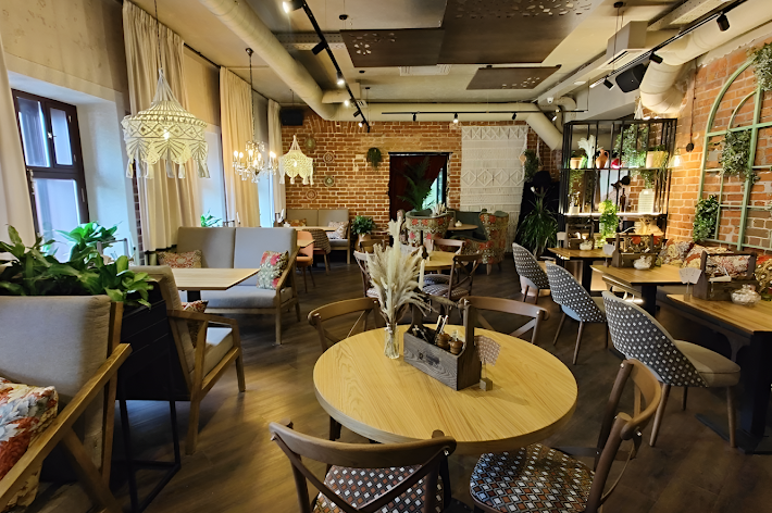 Фото №13 зала Хачапури Марико на Пушкина