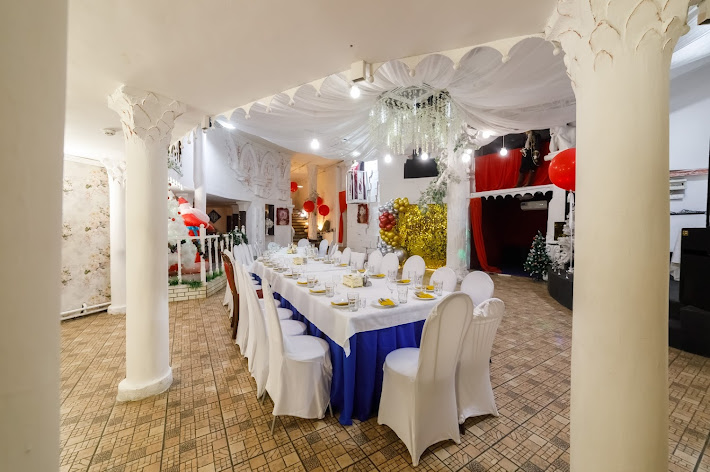 Фото №12 зала Урфин Джюс