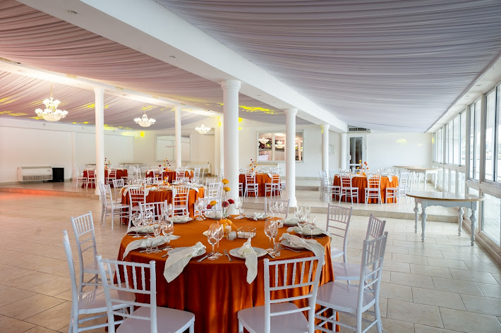 Фото №6 зала Петровский причал