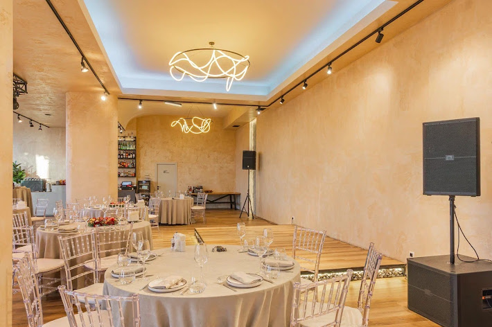 Фото №14 зала URBAN