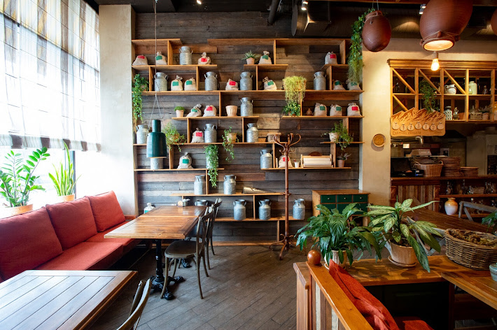 Фото №5 зала Хачапури и Вино на Молодёжном