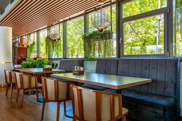 Фото №19 зала АльмаМоре