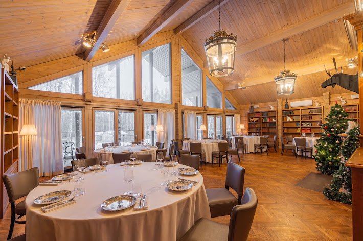 Фото №2 зала Рыба на даче