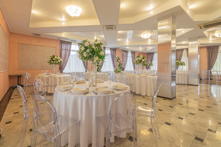 Фото №4 зала Ропшинская Рапсодия