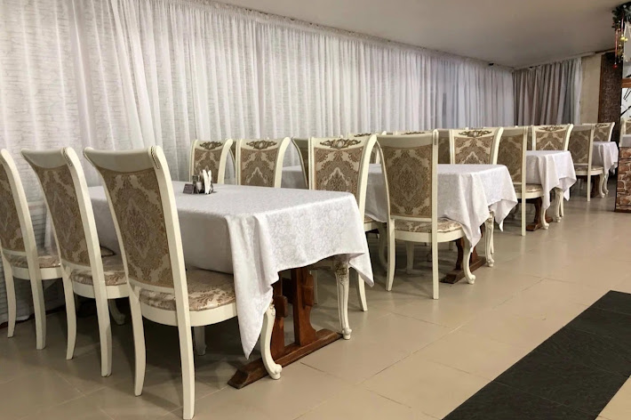 Фото №3 зала Старая Гагра