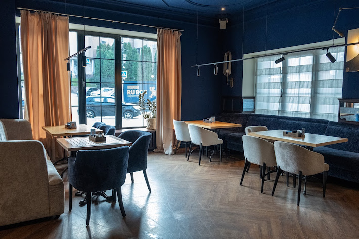 Фото №2 зала Бык и Море