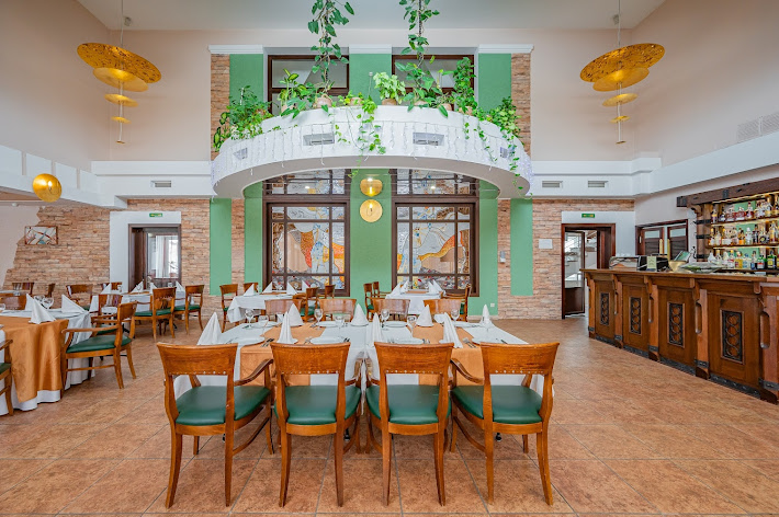 Фото №2 зала Уральский Двор