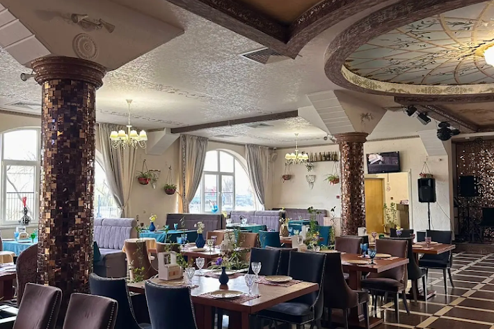 Фото №9 зала Основной зал ресторана