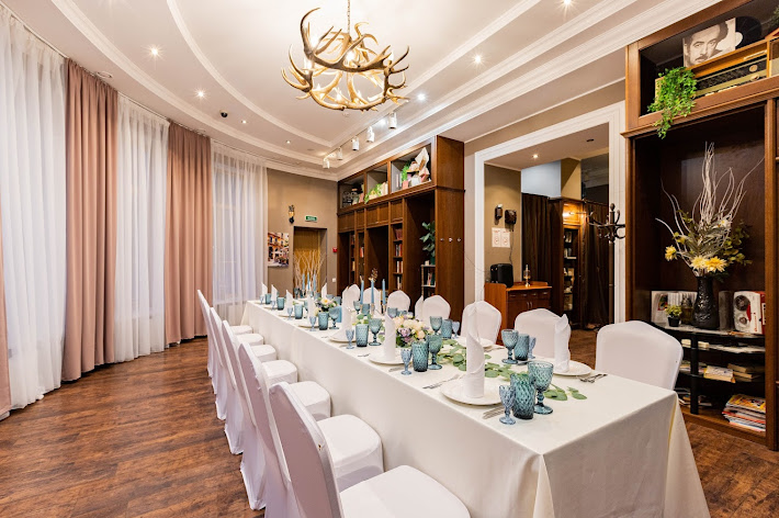 Фото №7 зала Зал "Библиотека"