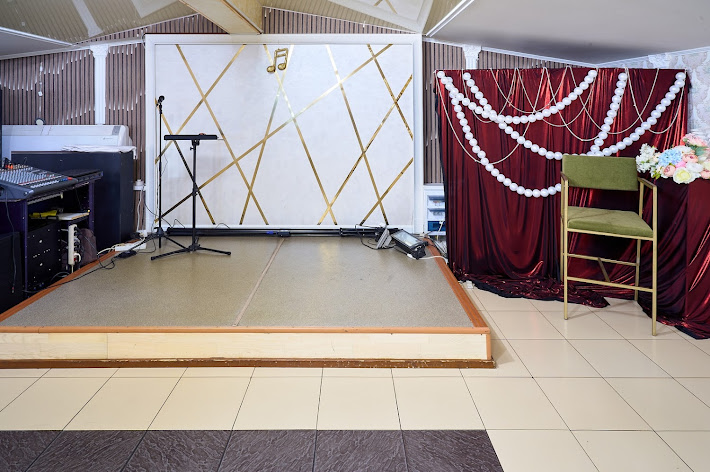 Фото №19 зала Старая Гагра