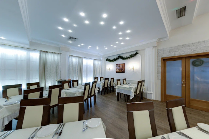 Фото №14 зала Октябрьская