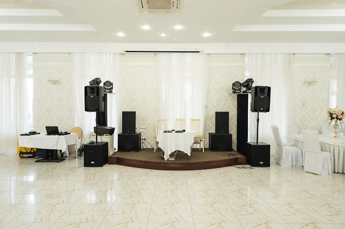 Фото №4 зала Визит