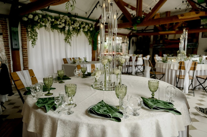 Фото №1 зала Ильинские Холмы