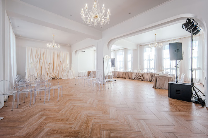 Фото №16 зала Amore House