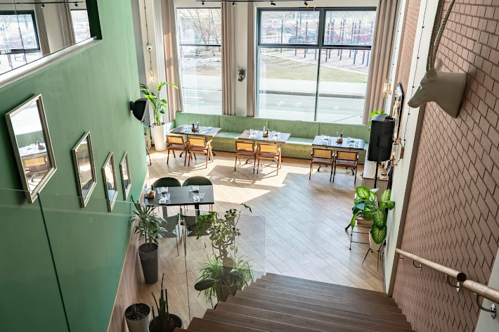 Фото №12 зала Основной зал