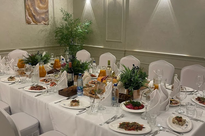 Фото №8 зала Нефтяник