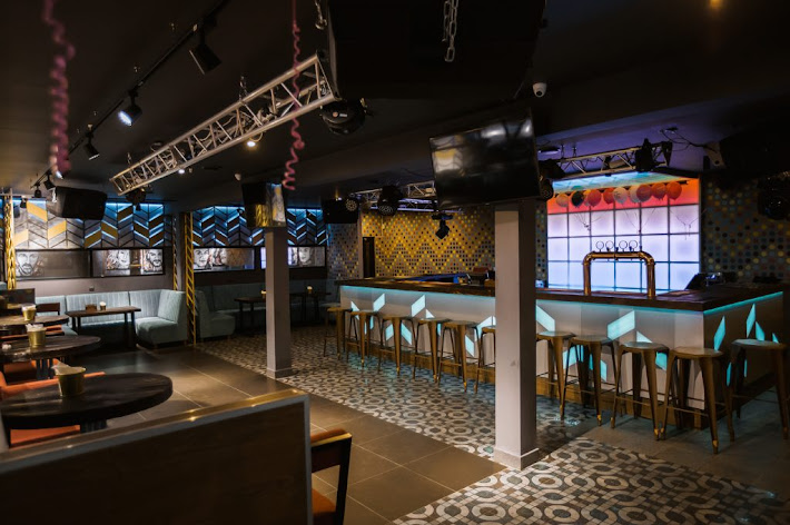 Фото №18 зала Караоке-клуб Shizgara на Автозаводе