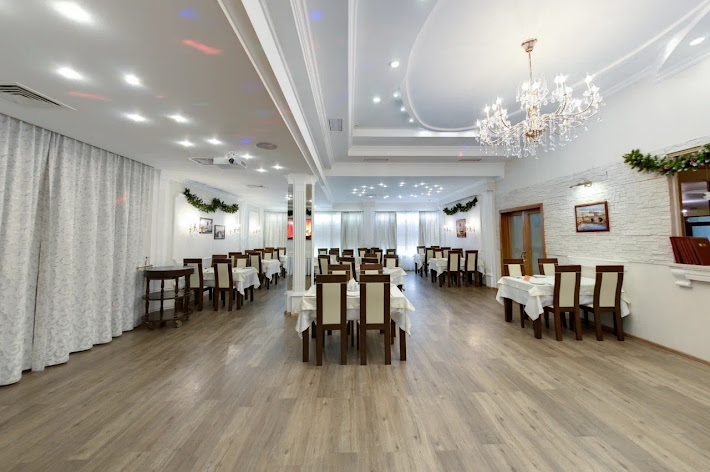 Фото №16 зала Октябрьская