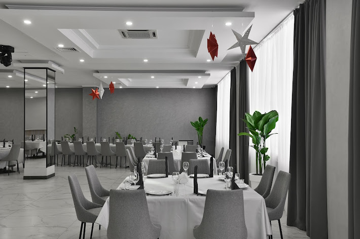 Фото №17 зала AMAKS