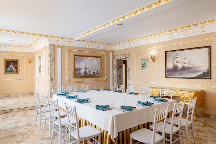 Фото №4 зала Петровский причал