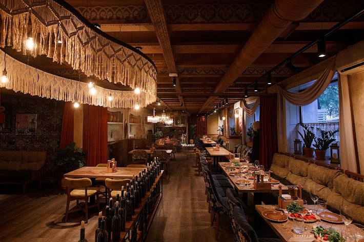 Фото №1 зала Барбамбия Шампури