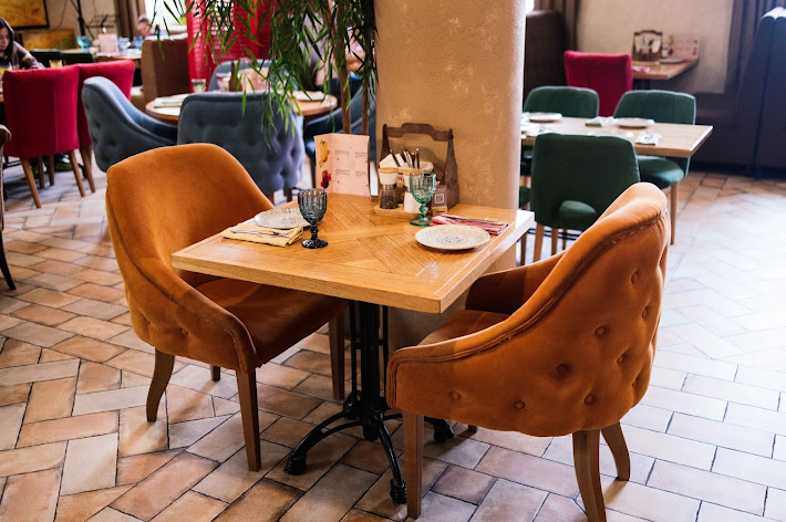 Фото №7 зала ВанГоги