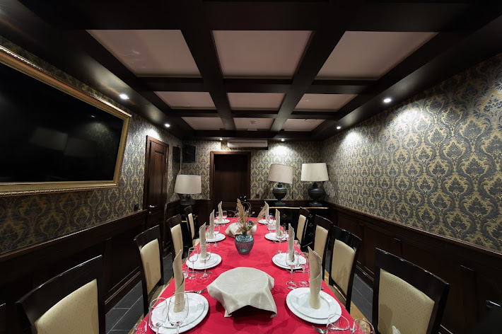 Фото №6 зала VIP-комната караоке 1 